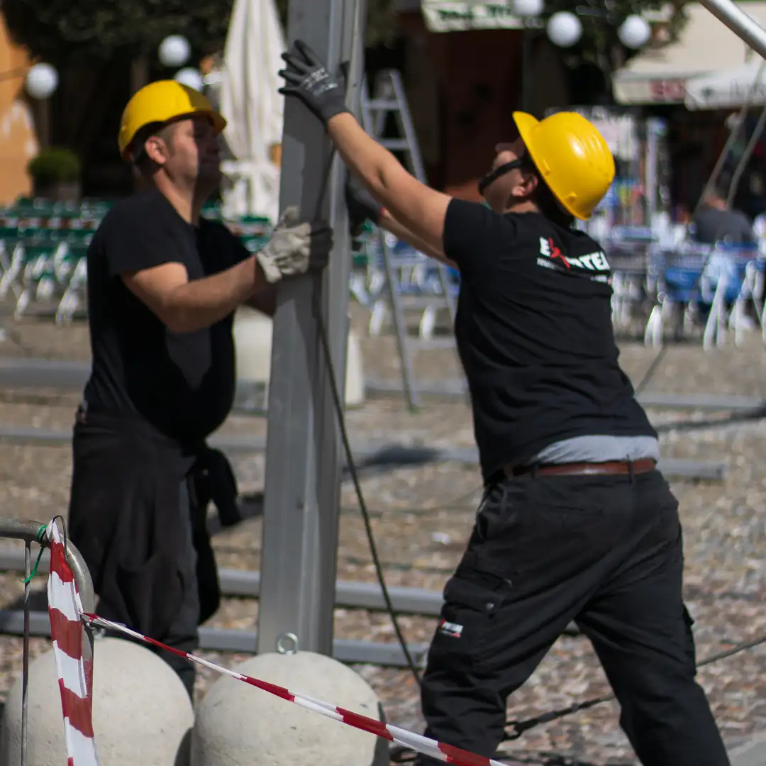Allestimento luxury per Portofino Days con tensostrutture cristal e arredi eleganti